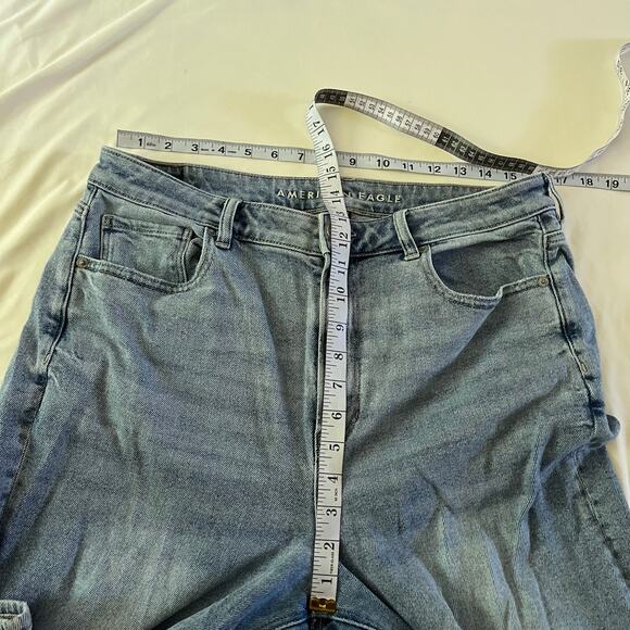 American Eagle Stretch High Rise Mom Straight Jeans Sz 14 Short - Picture 8 of 11